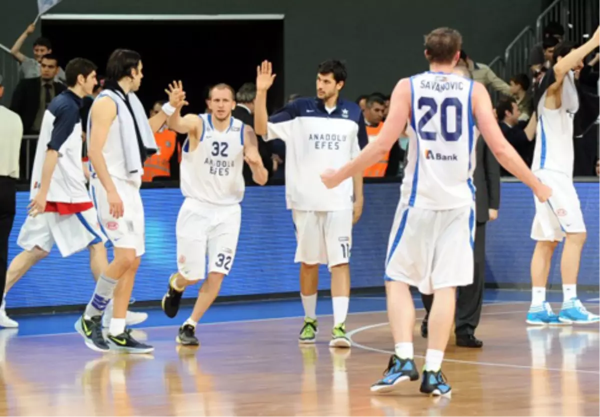 Anadolu Efes\'te Tek Hedef Galibiyet