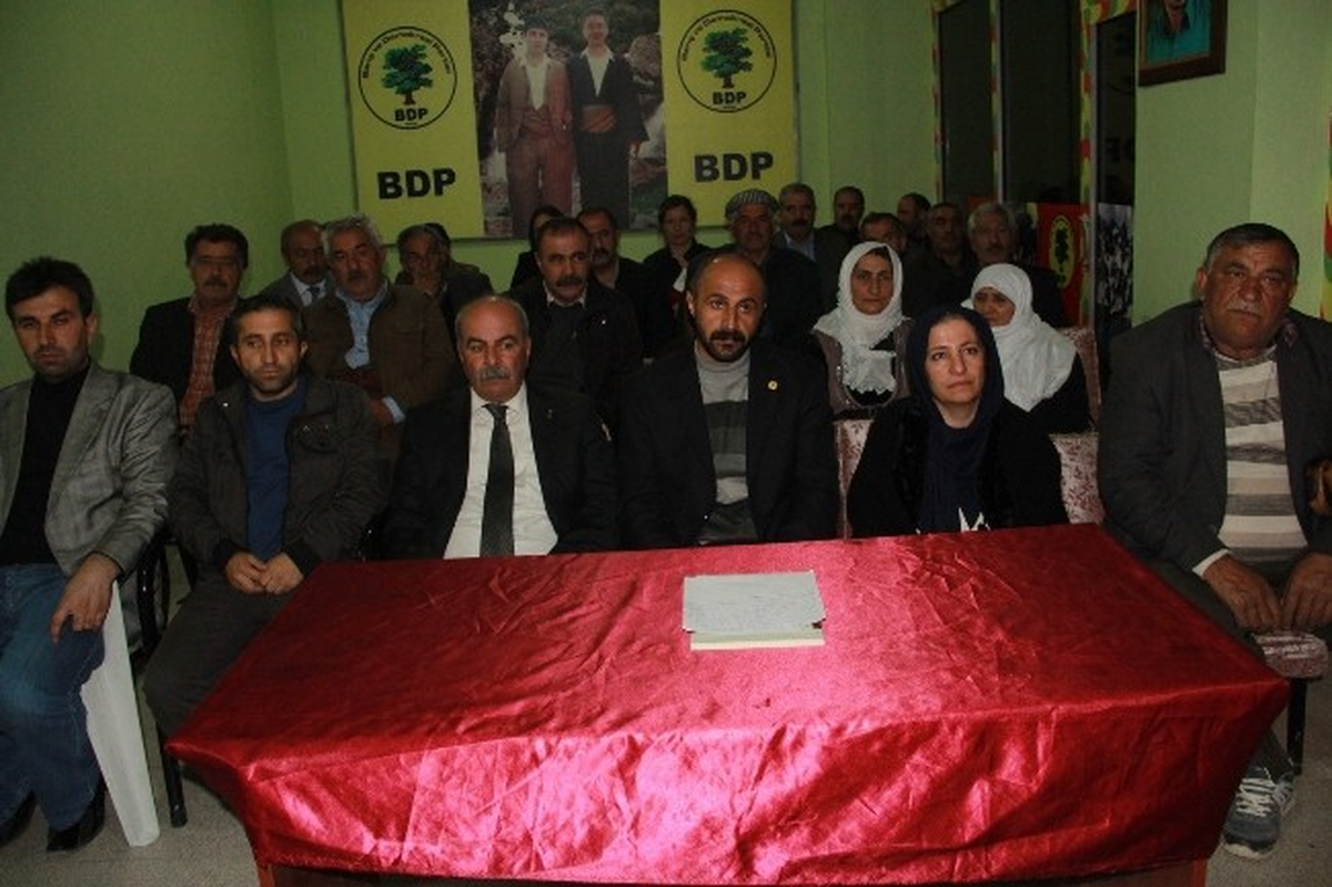 BDP Hakkari İl Başkanlığı\'ndan Duvar Eylemine Destek