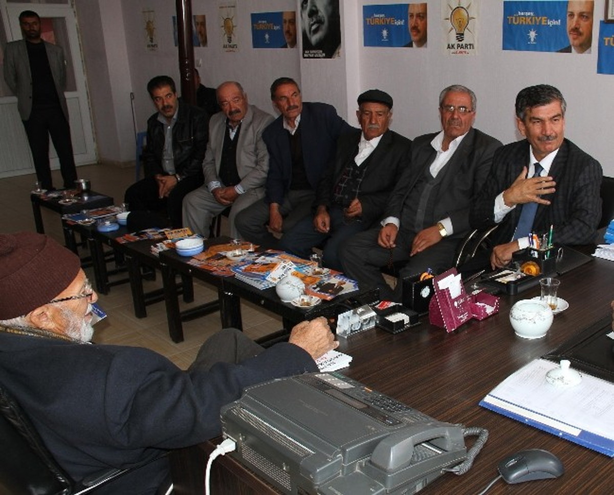 Van Büyükşehir Aday Adayı Akgül, Erciş\'i Ziyaret Etti