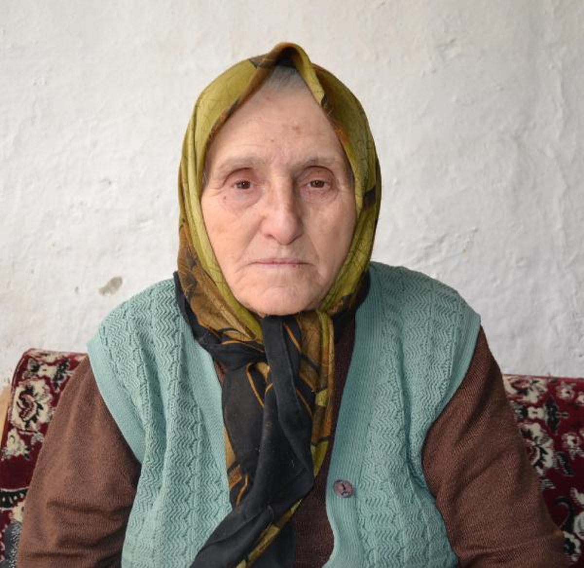 \'Dua Edelim Hacca Git\' Deyip Bileziklerini Çaldılar