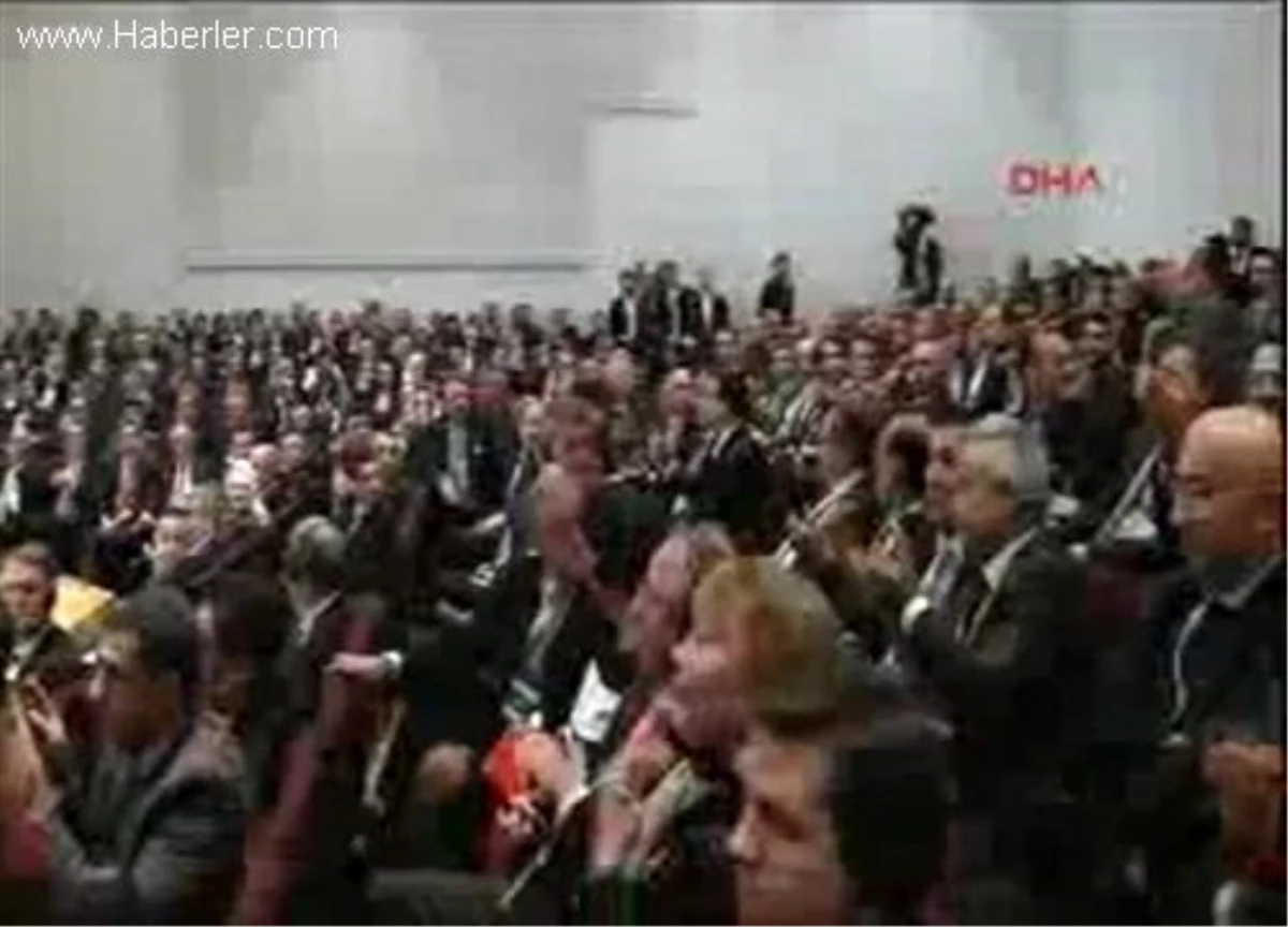 Erdoğan Konuşurken \'One Minute\' Çıkışı...