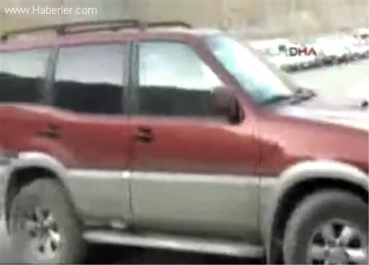Hakkari ve Ağrı\'da Yapılan Operasyonlarda 30 Kilo Eroin Ele Geçirildi
