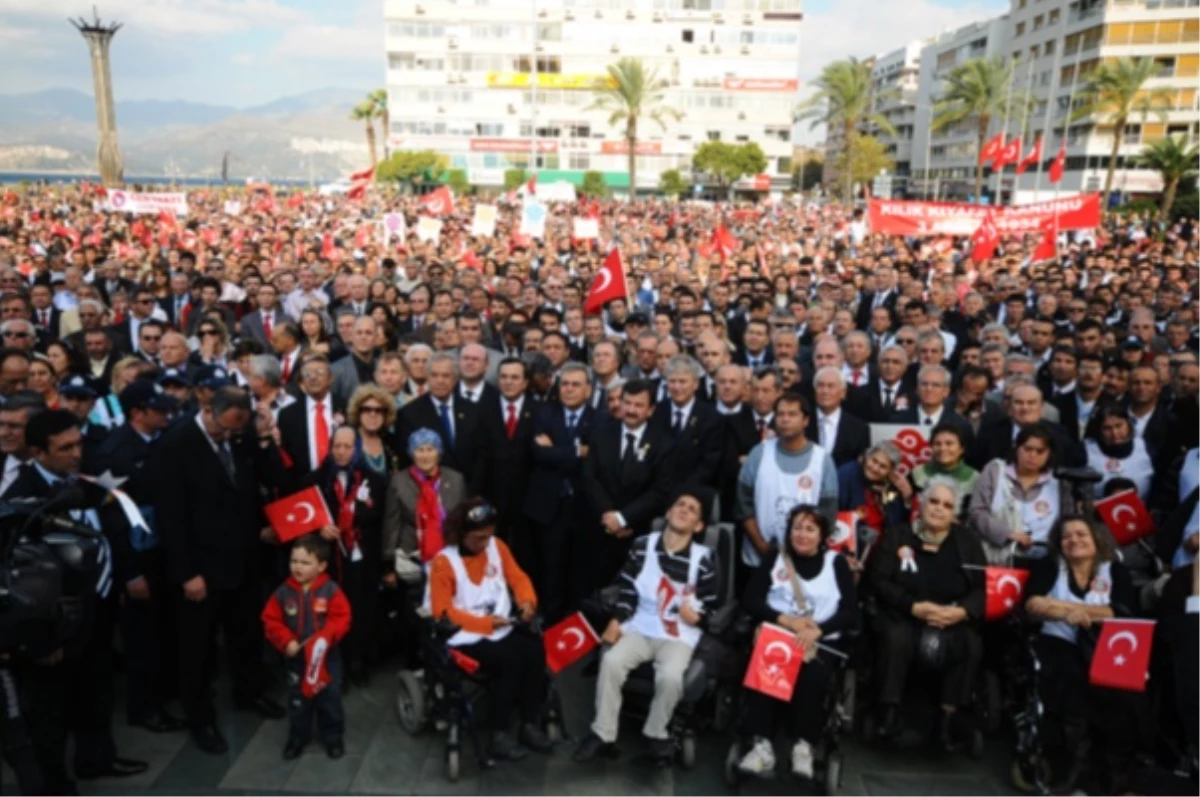 İzmir "Ata\'ya Saygı" İçin Yürüyecek