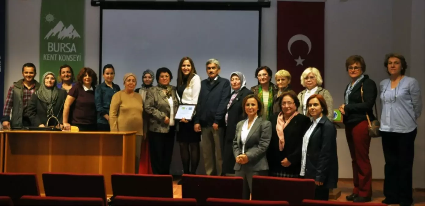 Kadınlara Doğalgaz\'da Nasıl Tasarruf Edilebileceği Anlatıldı