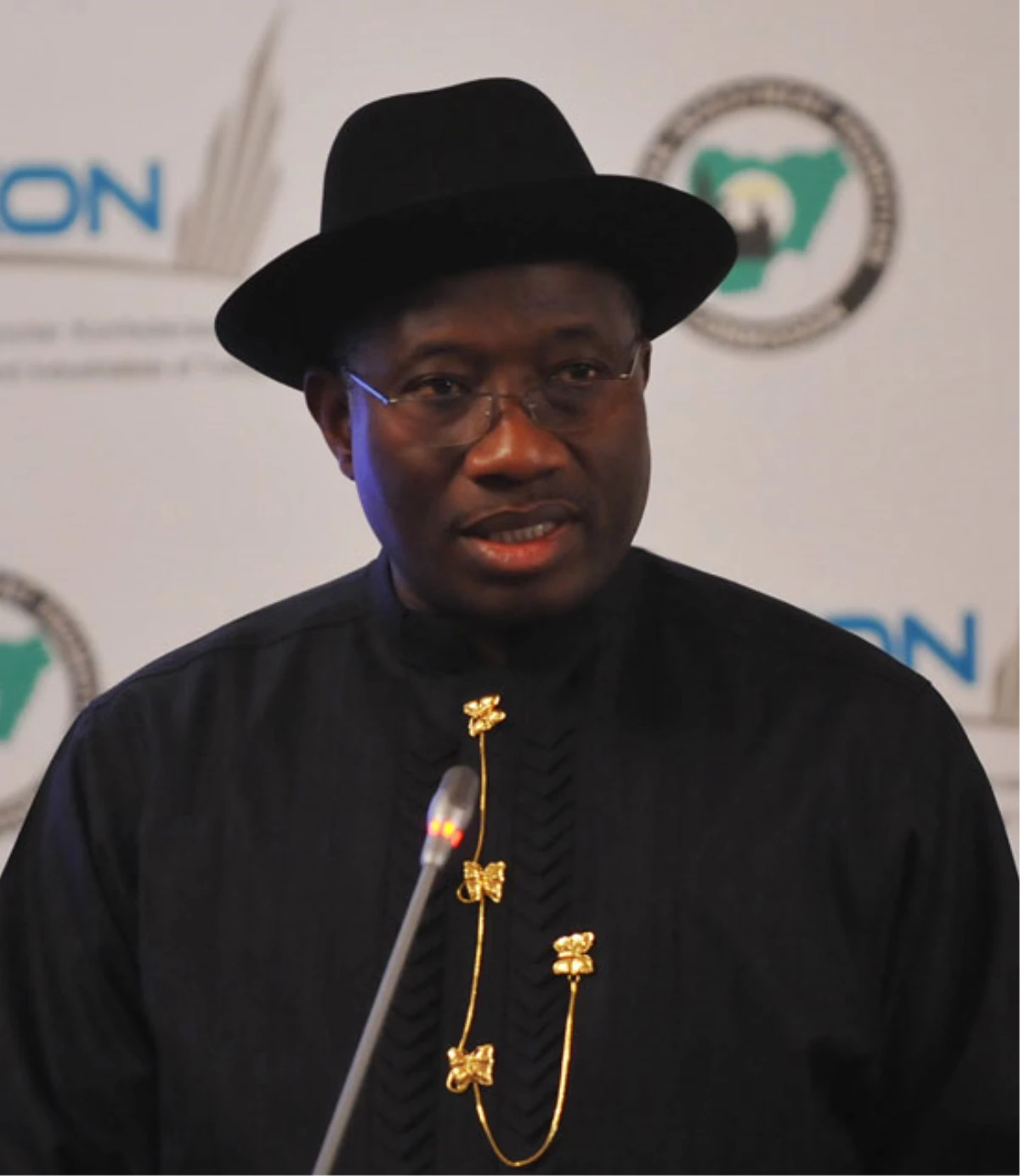 Nijerya Devlet Başkanı Jonathan, Ülkede Olağanüstü Halin Uzatılmasını İstedi