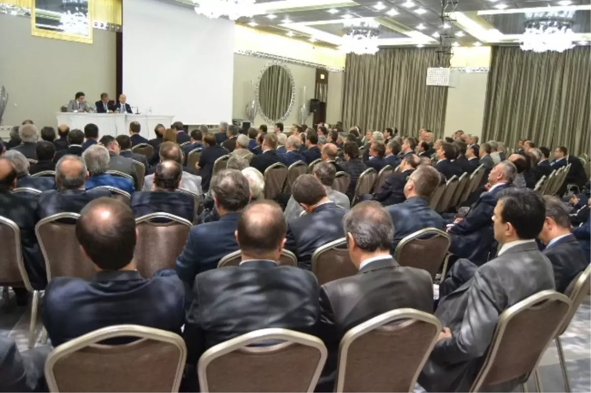 AK Parti Bursa İl Başkanlığı, Aday Adaylarını Bilgilendirdi