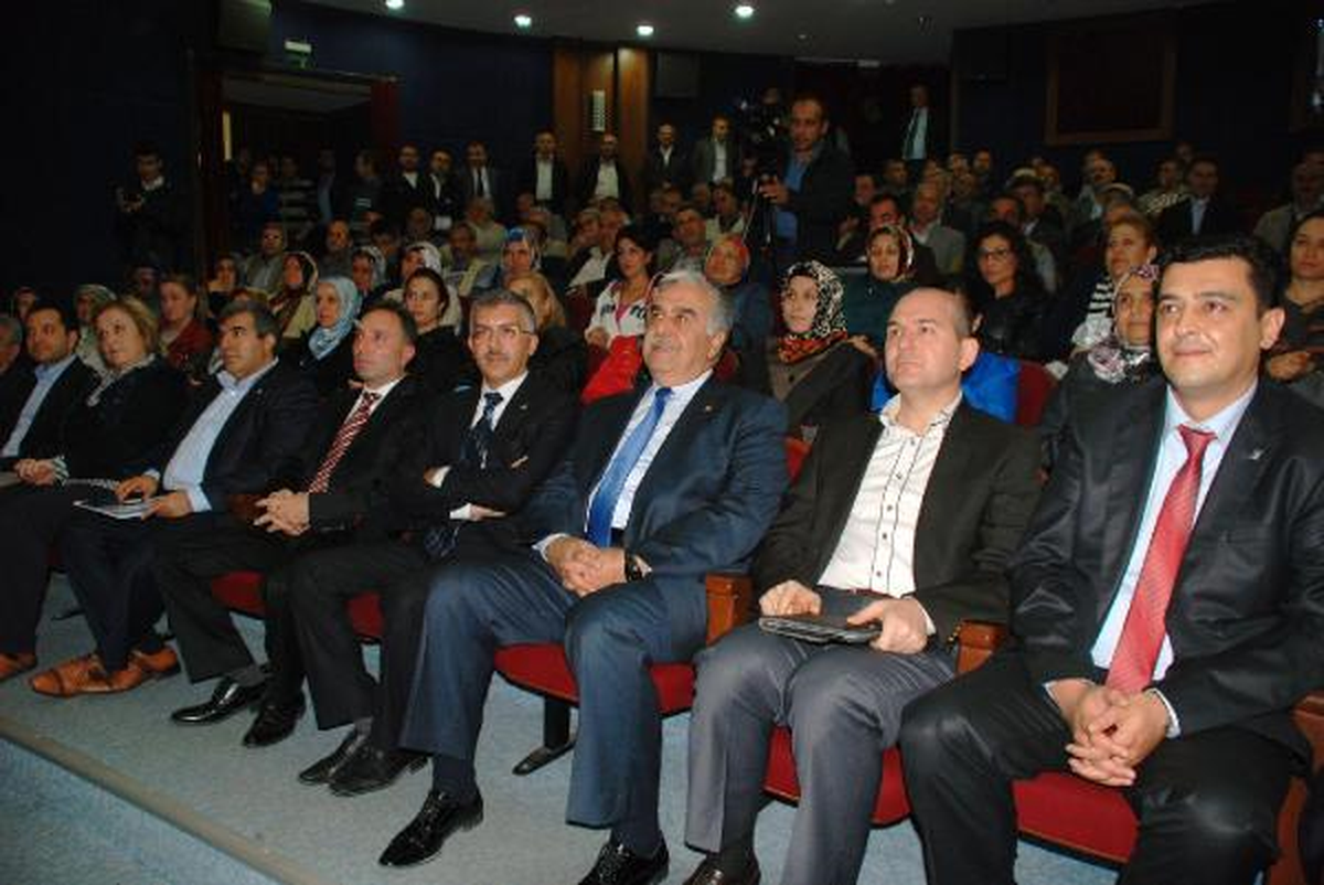 Ak Partili Soylu: Kimsenin Hayat Tarzına Müdahale Etmiyoruz