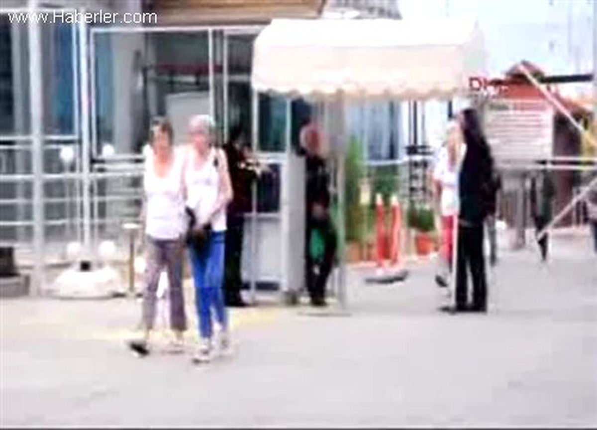 Alanya\'ya Denizden 1350 Turist Geldi