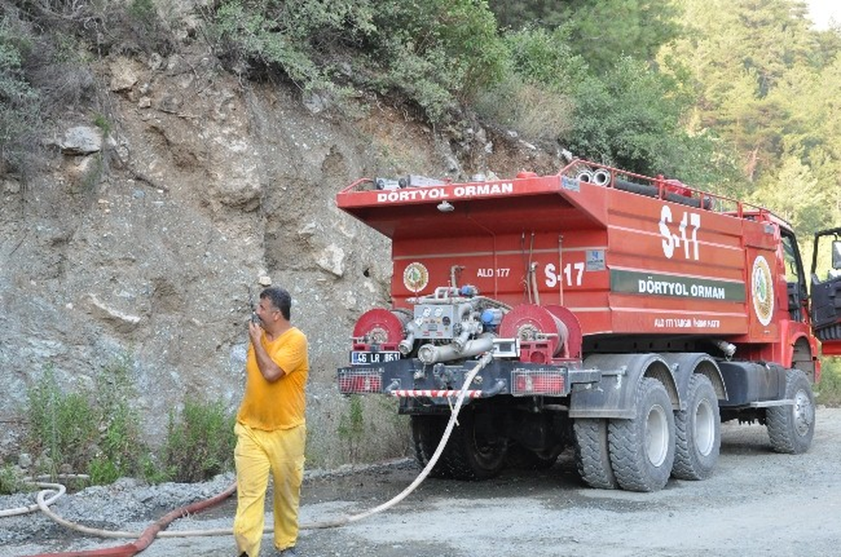 Amanoslardaki Orman Yangını 2 Gündür Söndürülemiyor