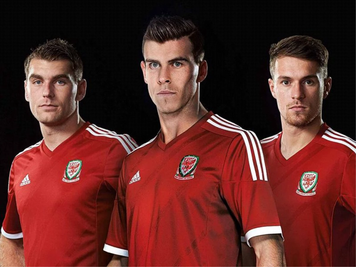 Bale ve Ramsey, Yeni Formaları Tanıttı