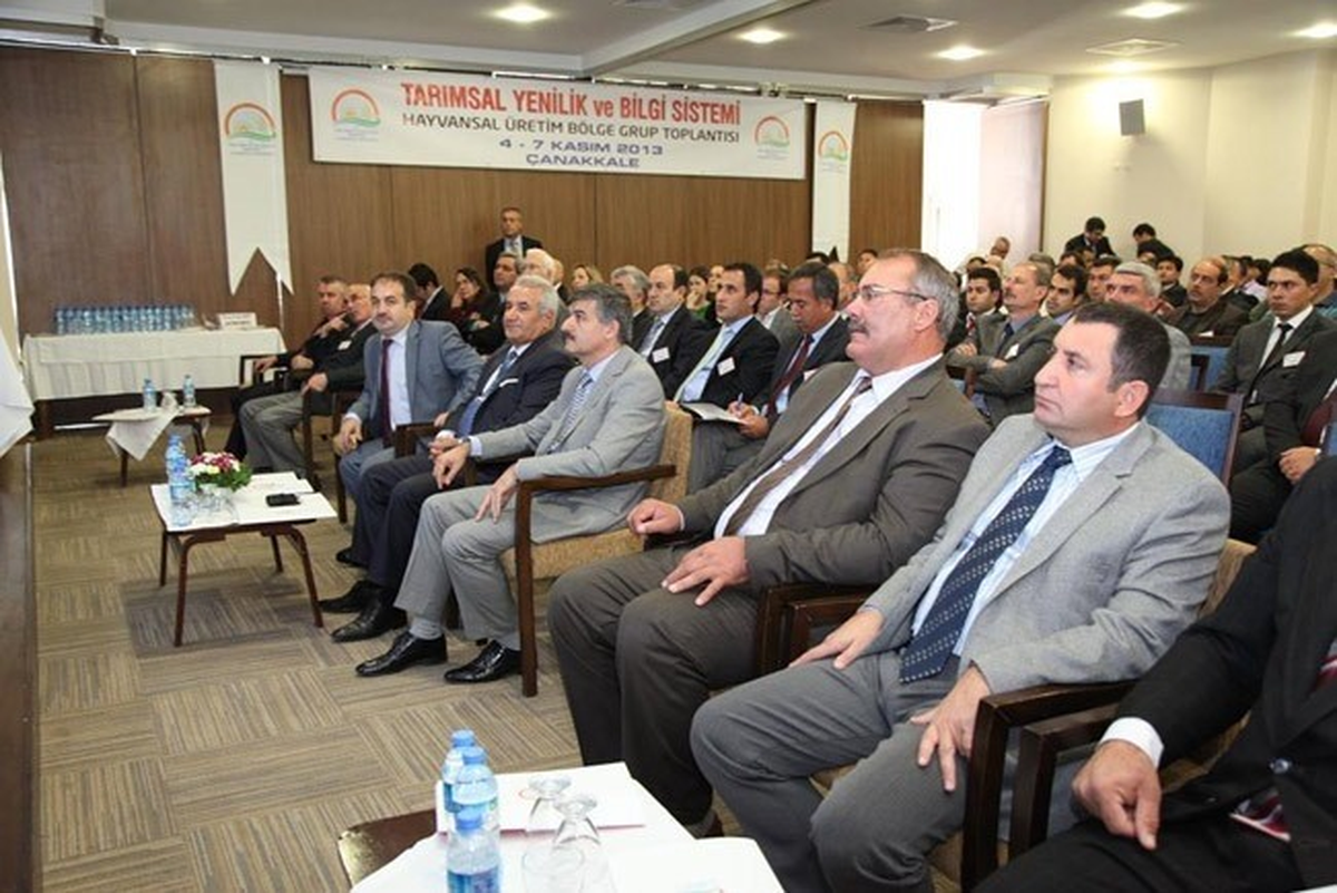 Çanakkale\'de Hayvansal Üretim Bölge Grup Toplantısı Yapıldı
