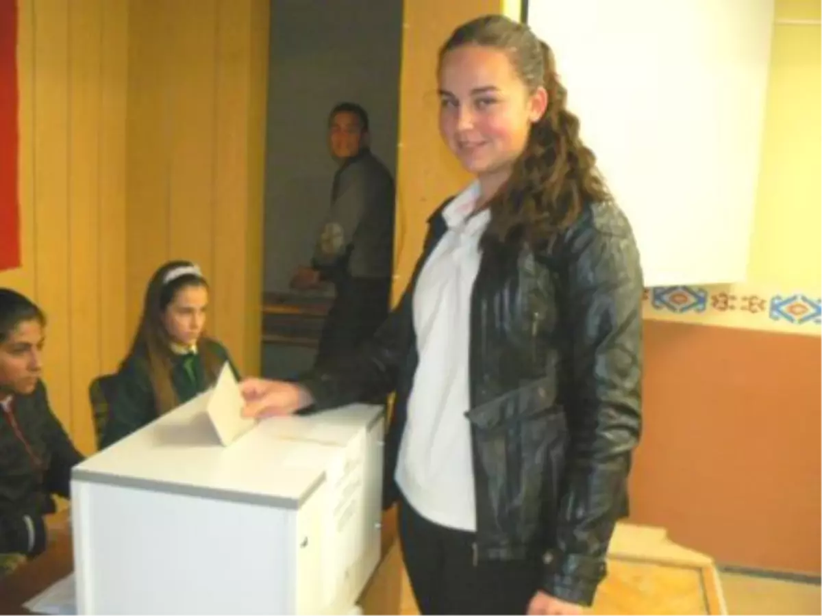 Gölpazarı'nda, 'İlçe Öğrenci Meclisi' Seçimi