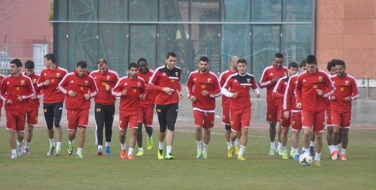 Kayserispor\'da Beşiktaş Mesaisi Sürüyor