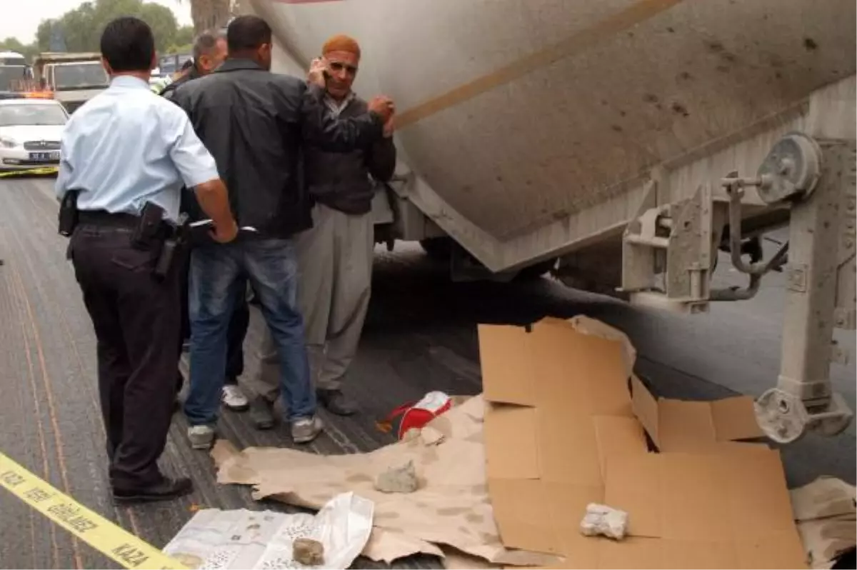 Mersin\'de Kazada Ölen Adamın Akrabası Olduğunu Sandı