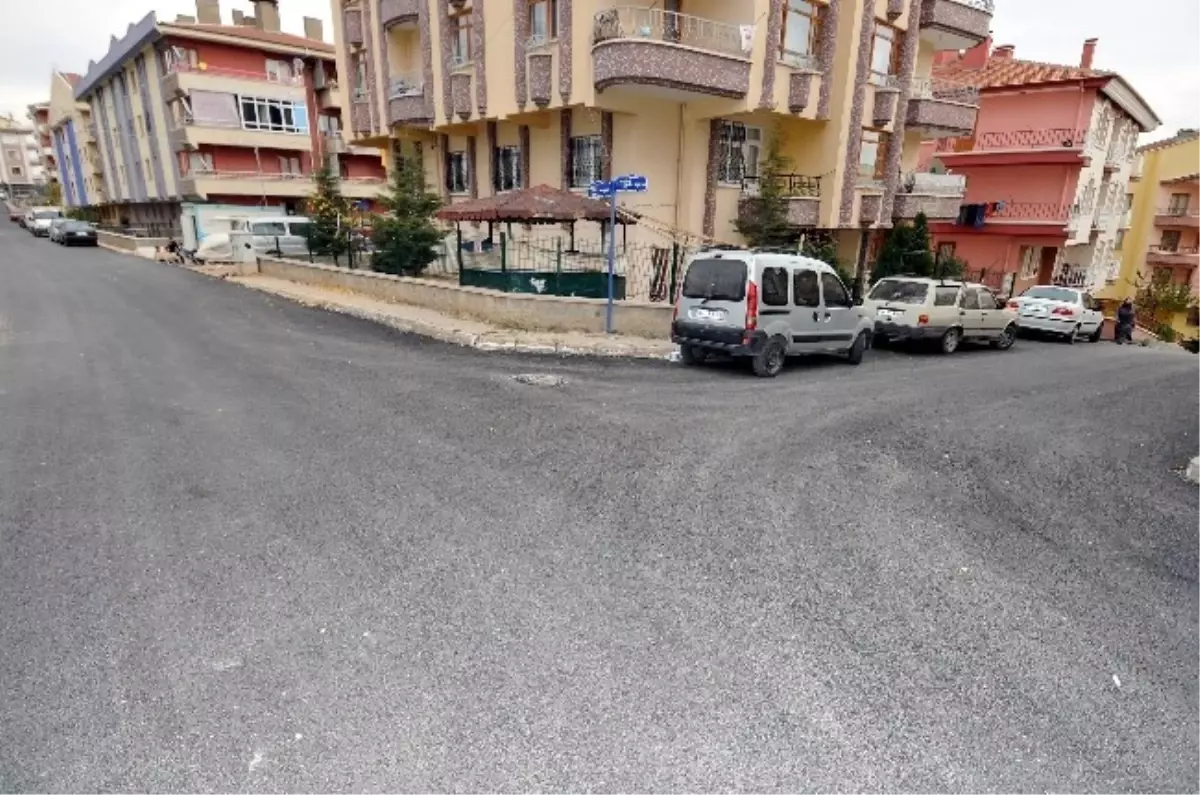 Keçiören\'de Asfalt Çalışmaları Hız Kesmiyor