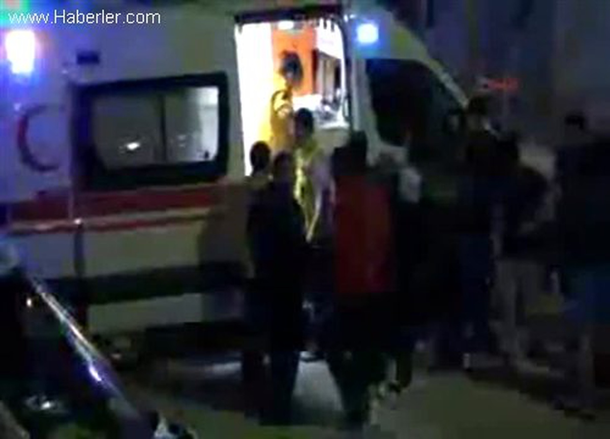Kütahya\'da 32 Öğrenci Yemekten Zehirlendi
