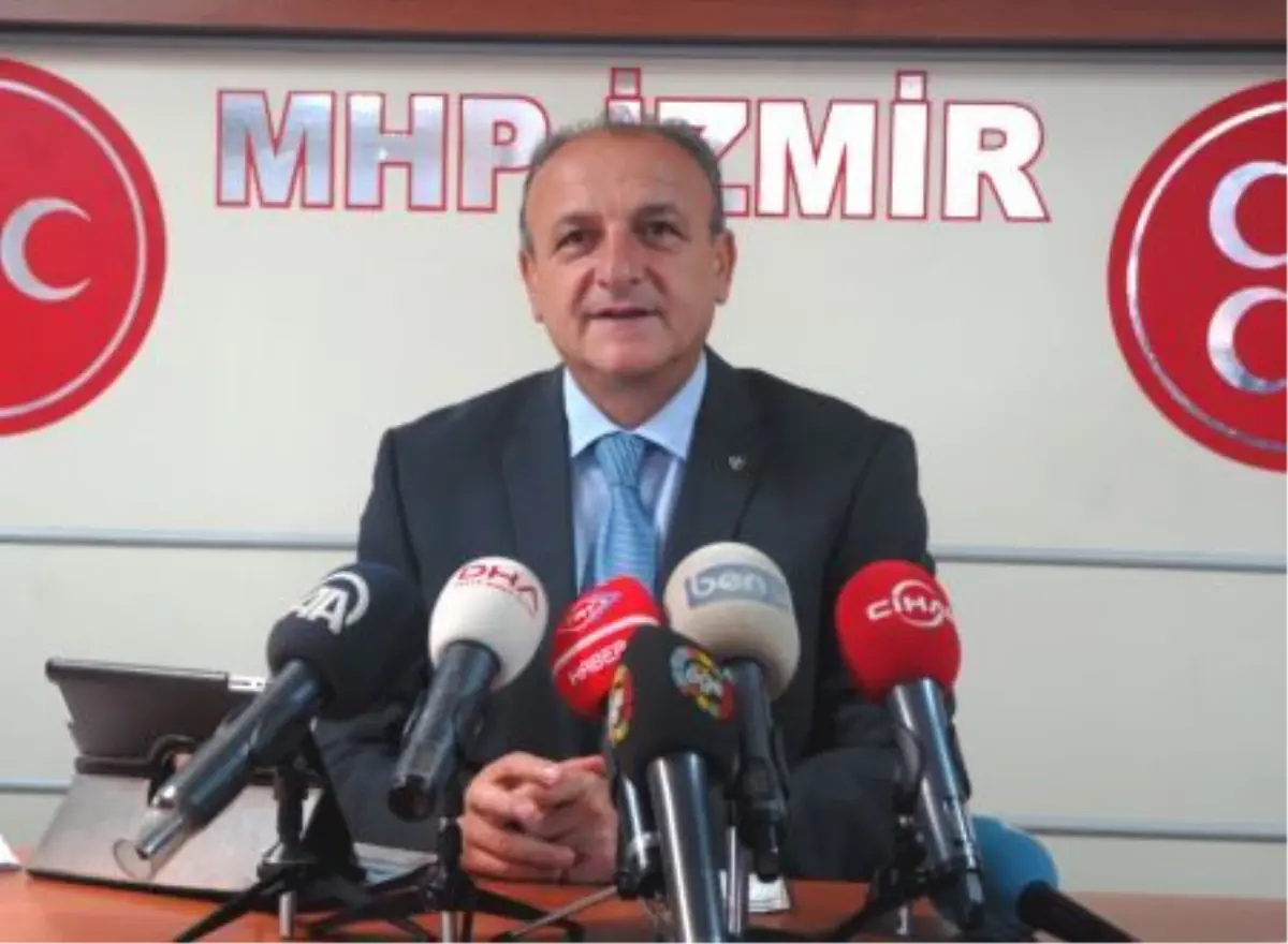 MHP Grup Başkanvekili Oktay Vural\'ın Basın Toplantısı