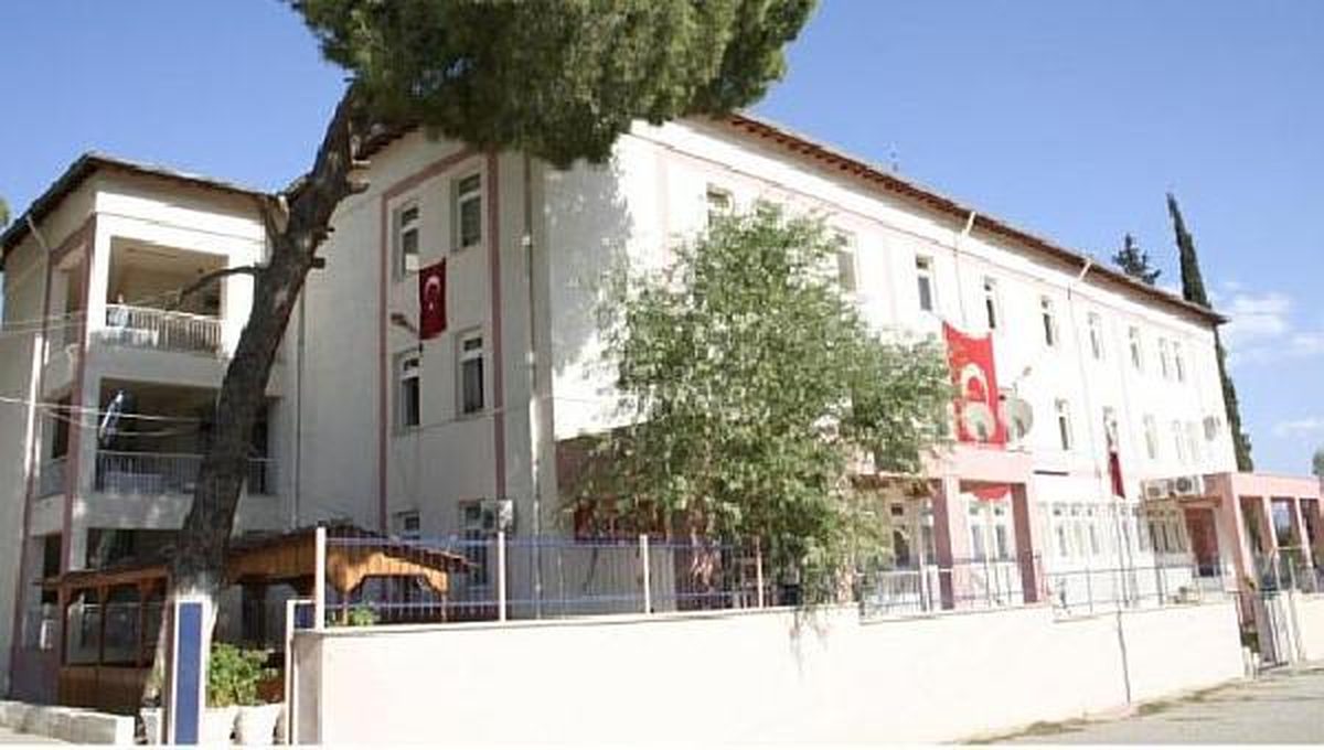 Nazilli\'de Fuhuş Operasyonu: 10 Gözaltı