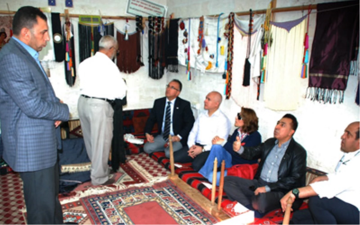 Urfa\'da Turizm Platformu Eksikliklerin Tespiti İçin Sahada