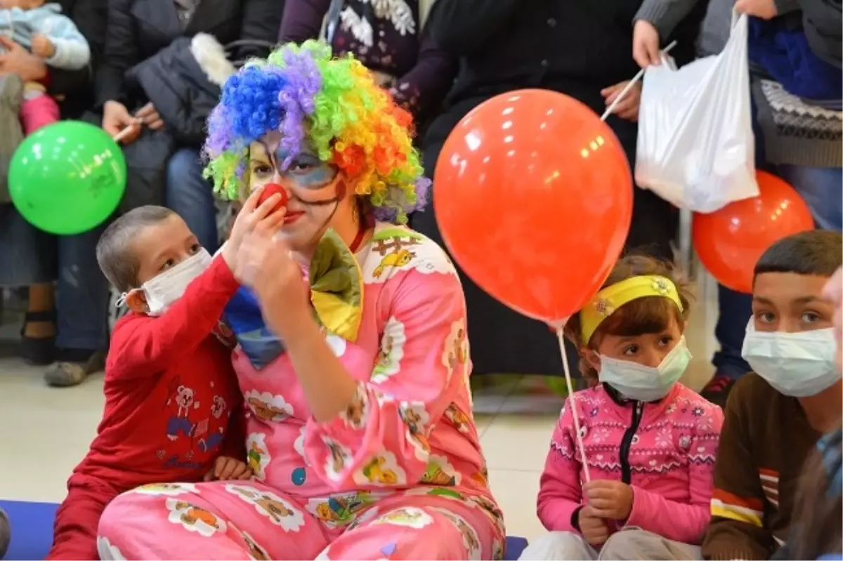 Tepebaşı Belediyesi Lösemili Çocukları Unutmadı