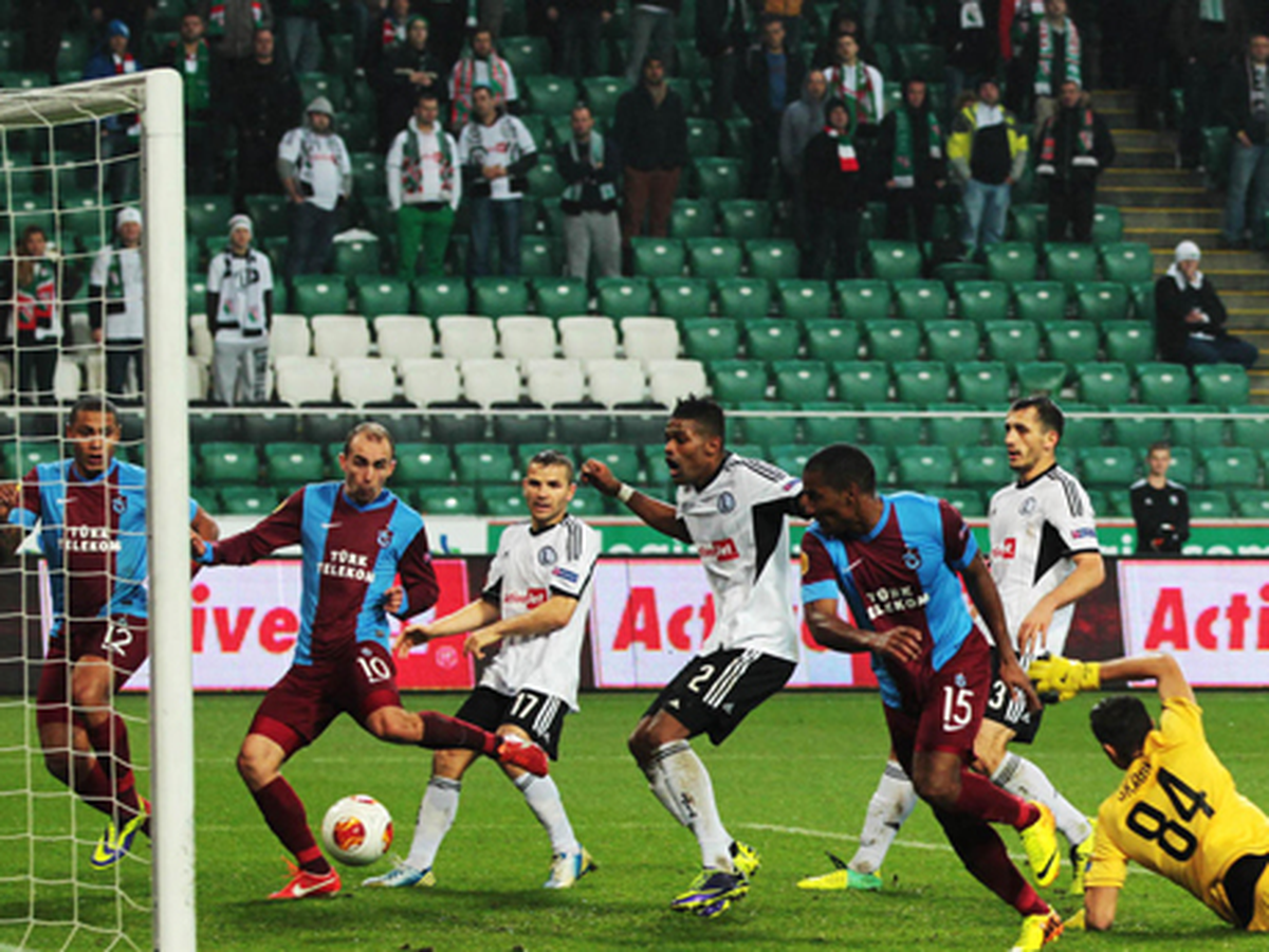 Başbakan Erdoğan, Polonya\'da Trabzonspor Maçını İzledi