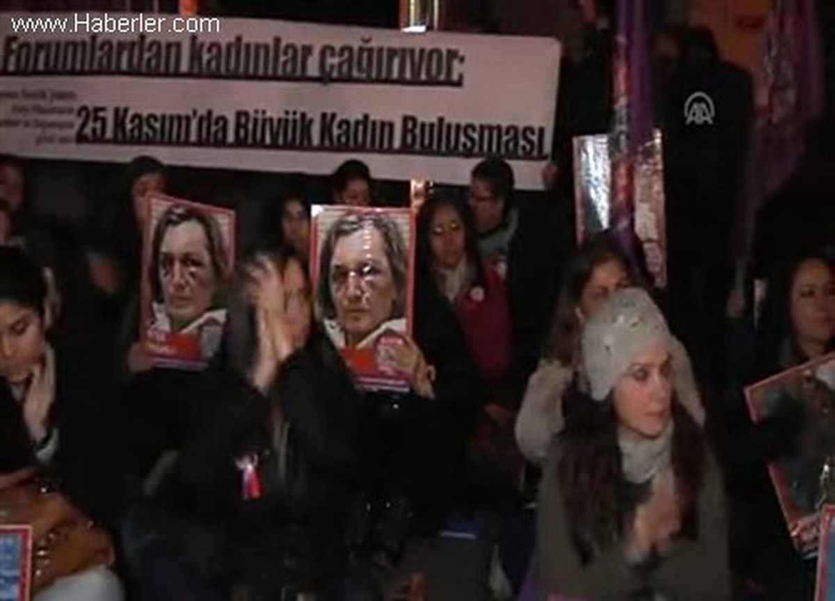 Beyoğlu\'nda "kadın cinayetleri" protestosu