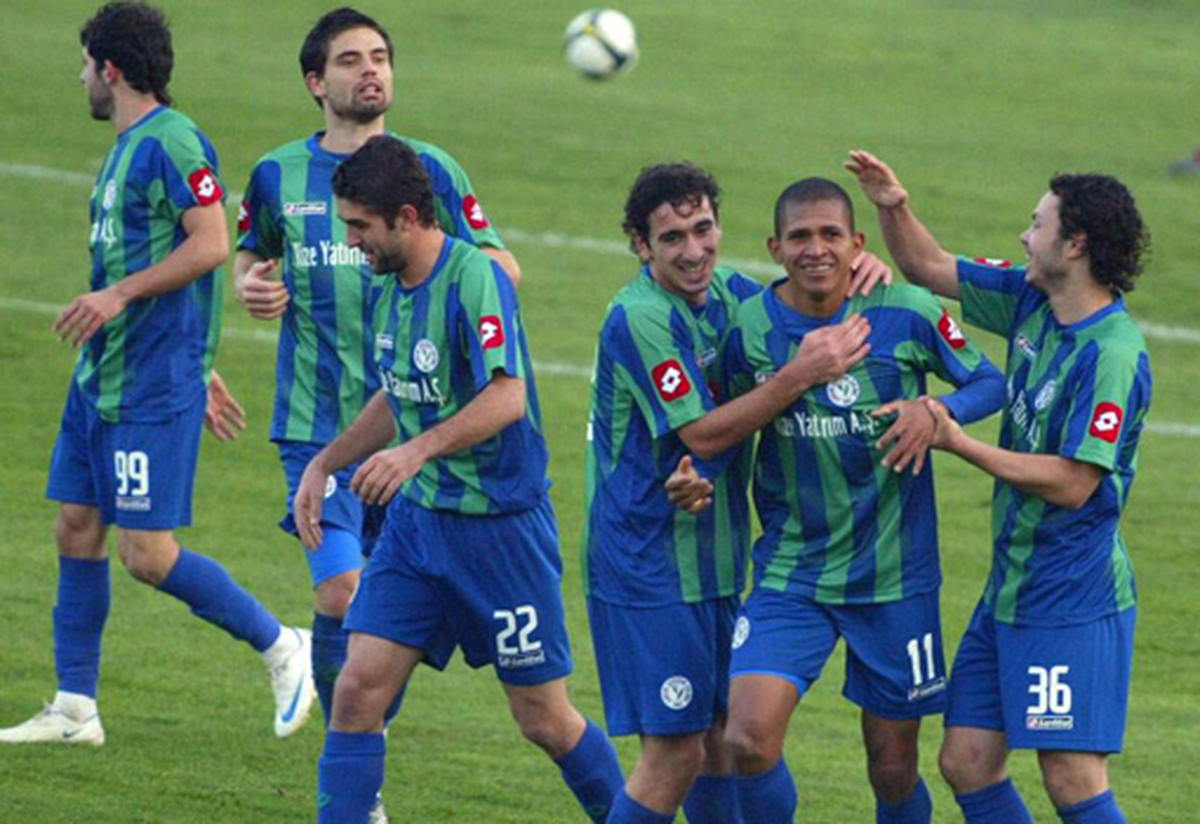 Çaykur Rizespor Galibiyete Şartlandı