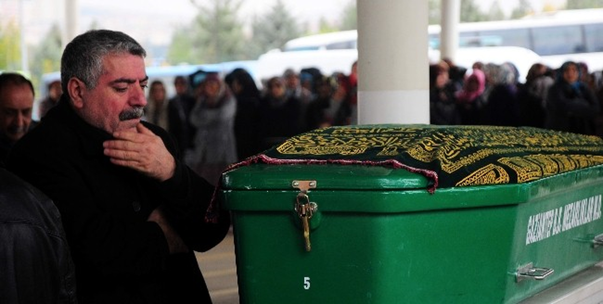 Gaziantep\'teki Yangınla Gelen En Acı Buluşma