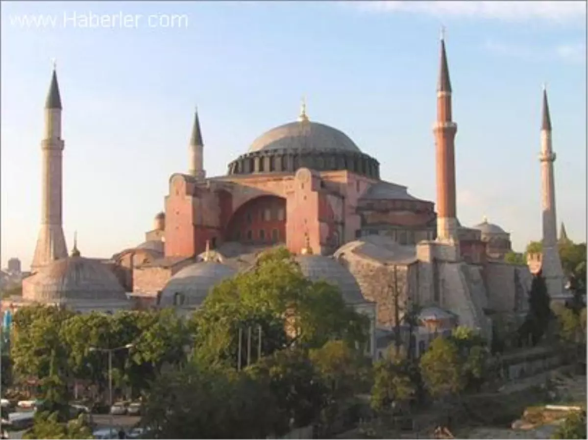 Halaçoğlu: Ayasofya, Cami Olarak Yeniden İbadete Açılsın