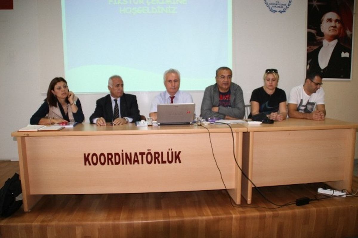 Okul Sporları Kuraları Çekildi