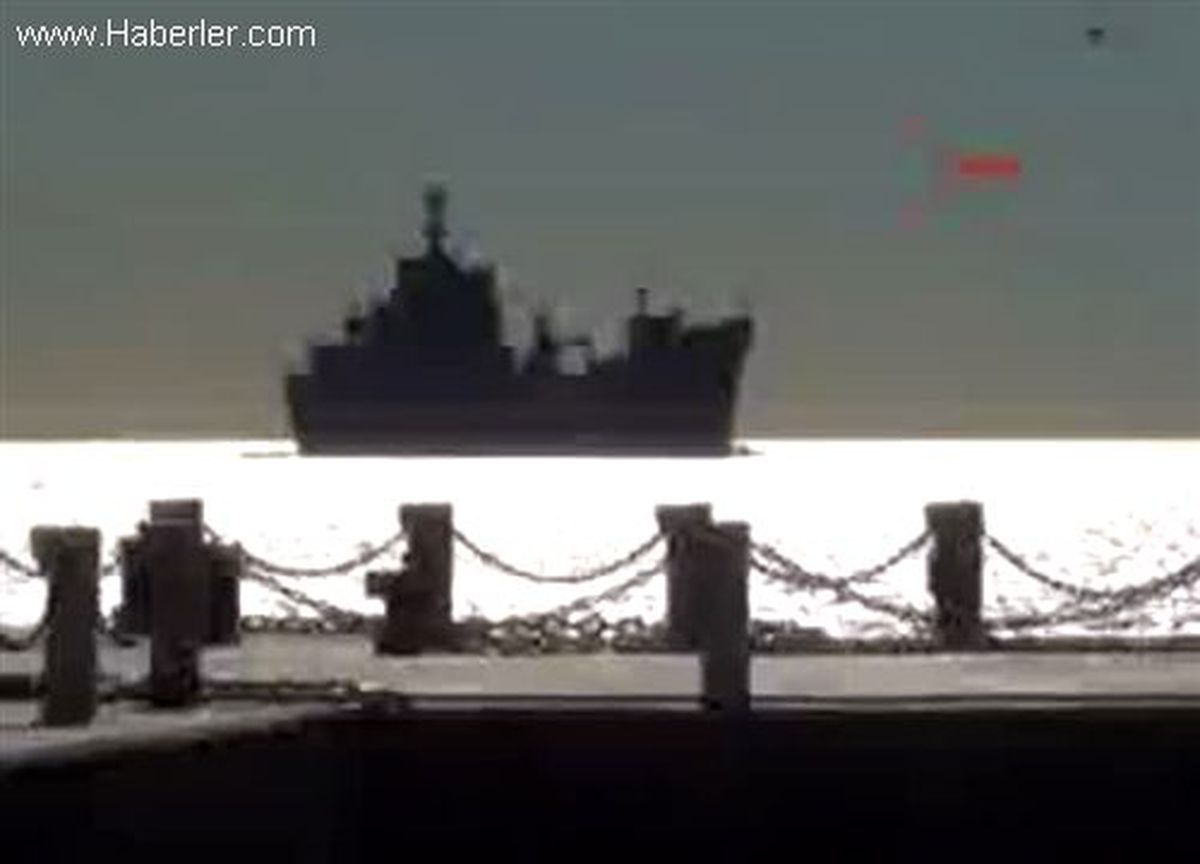 Rus Savaş Gemileri Geri Dönüyor