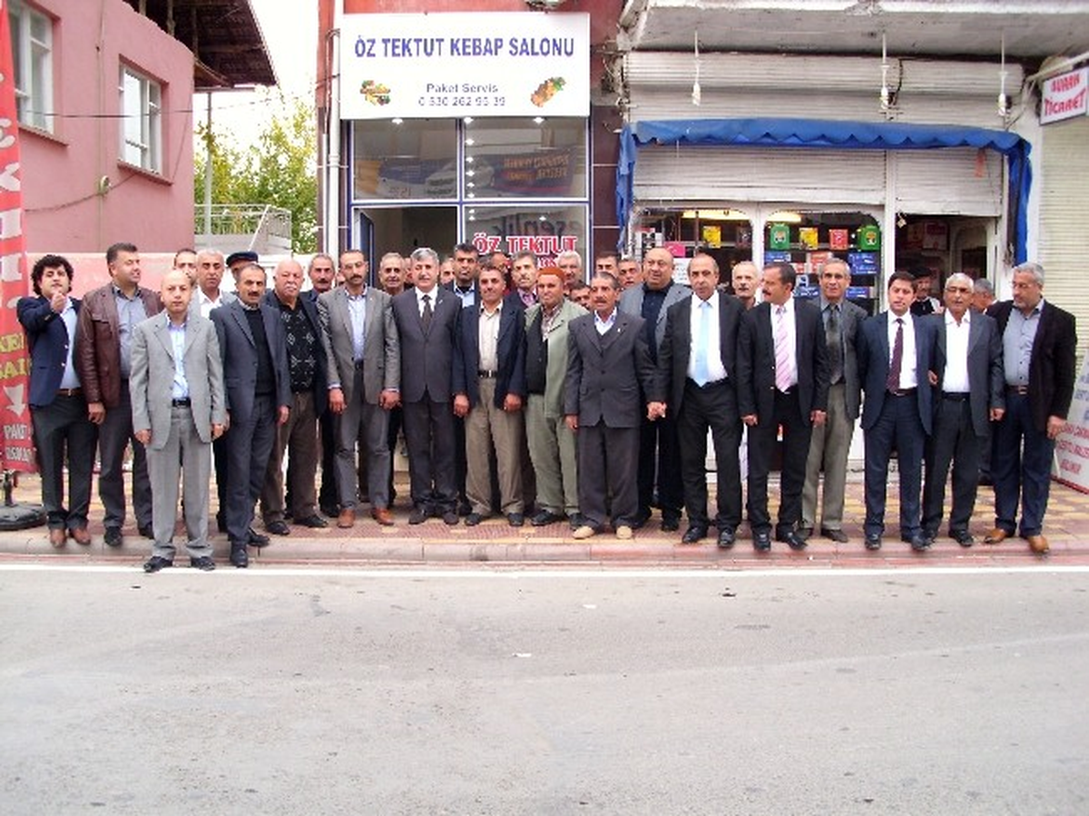 Yeşilyurt Belediye Başkanlığı Aday Adayı Polat, Esnafla Bir Araya Geldi