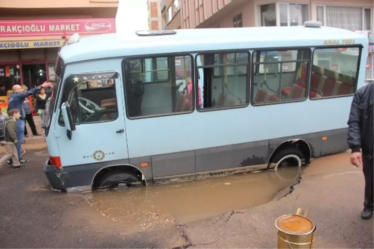 Yol, Dolmuşu Taşıyamadı