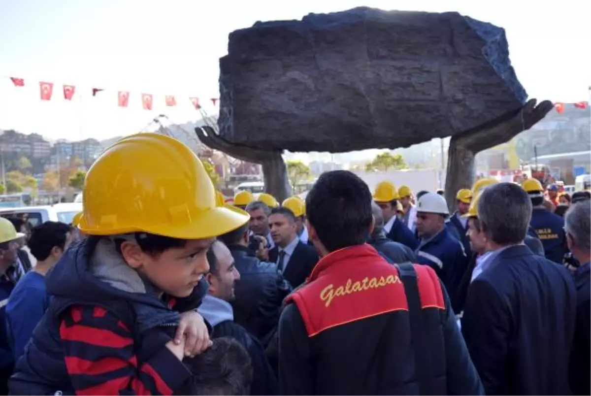 Zonguldak\'ta Madenci Anıtı Açıldı