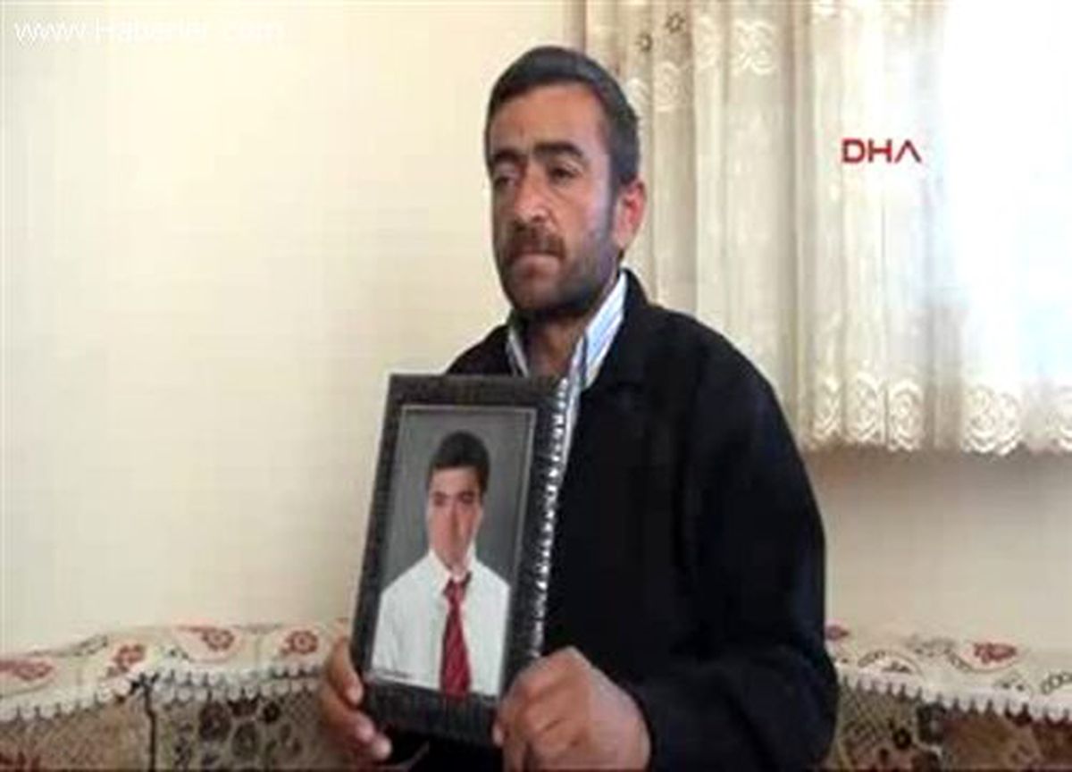 20 Yaşındaki Oğlu Ameliyatta Öldü, Doktorları Suçladı Haberine Ek Görüntü