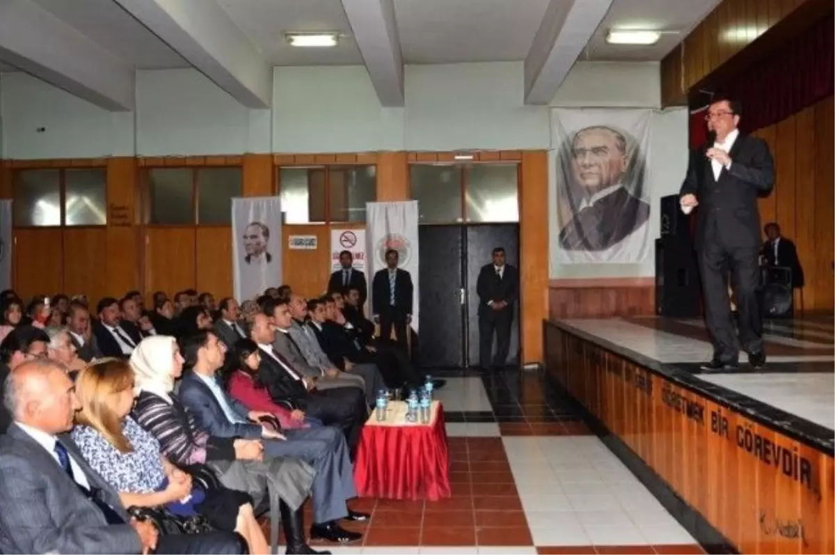 Ardahan\'da "İletişim Ailede Başlar" Konferansı