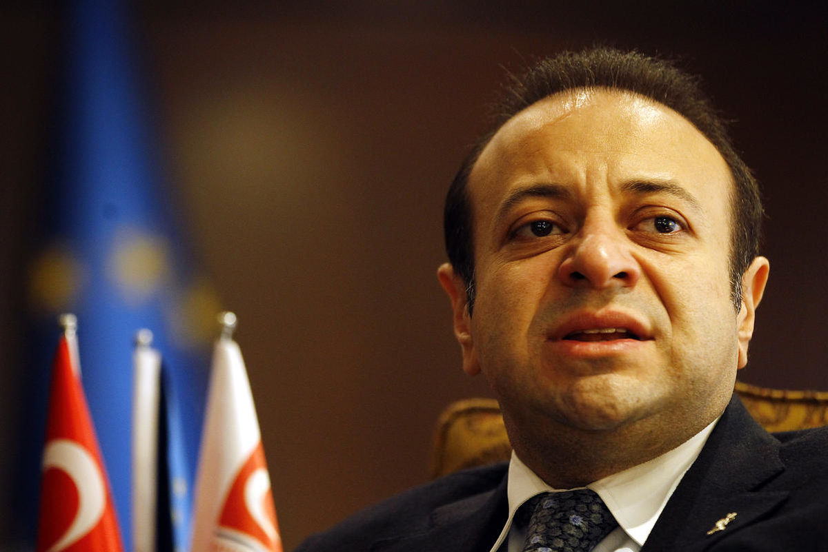 Bağış, Arınç\'ın Sitemini Yorumladı: Ailenin Reisi Bellidir