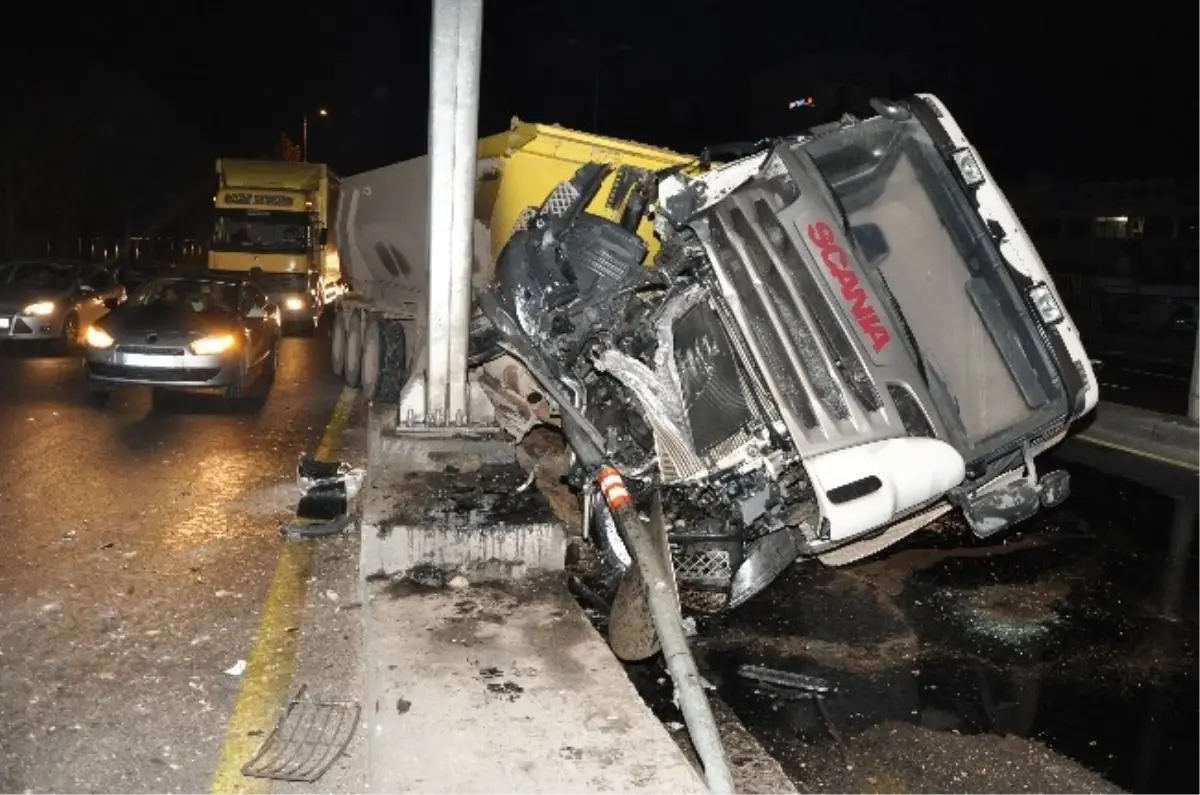 Başkent\'te Trafik Kazası: 1 Yaralı