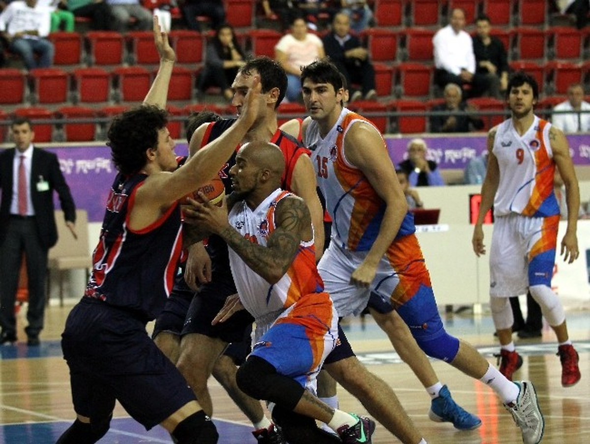 Mersin Büyükşehir Belediyesi-TED Ankara Kolejliler:80-84