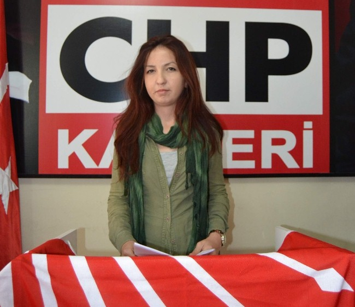 CHP İl Gençlik Komisyonu Adına Açıklama Yapan Ceren Aydemir Açıklaması