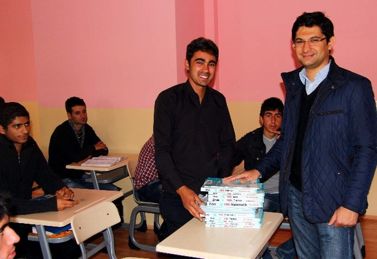 Erciş Kaymakamı, Öğrencilerin İsteklerine Sesiz Kalmadı