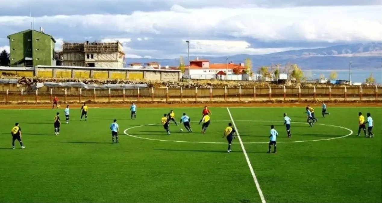 Erciş Şehir Stadyumu Yeniden Canlandı