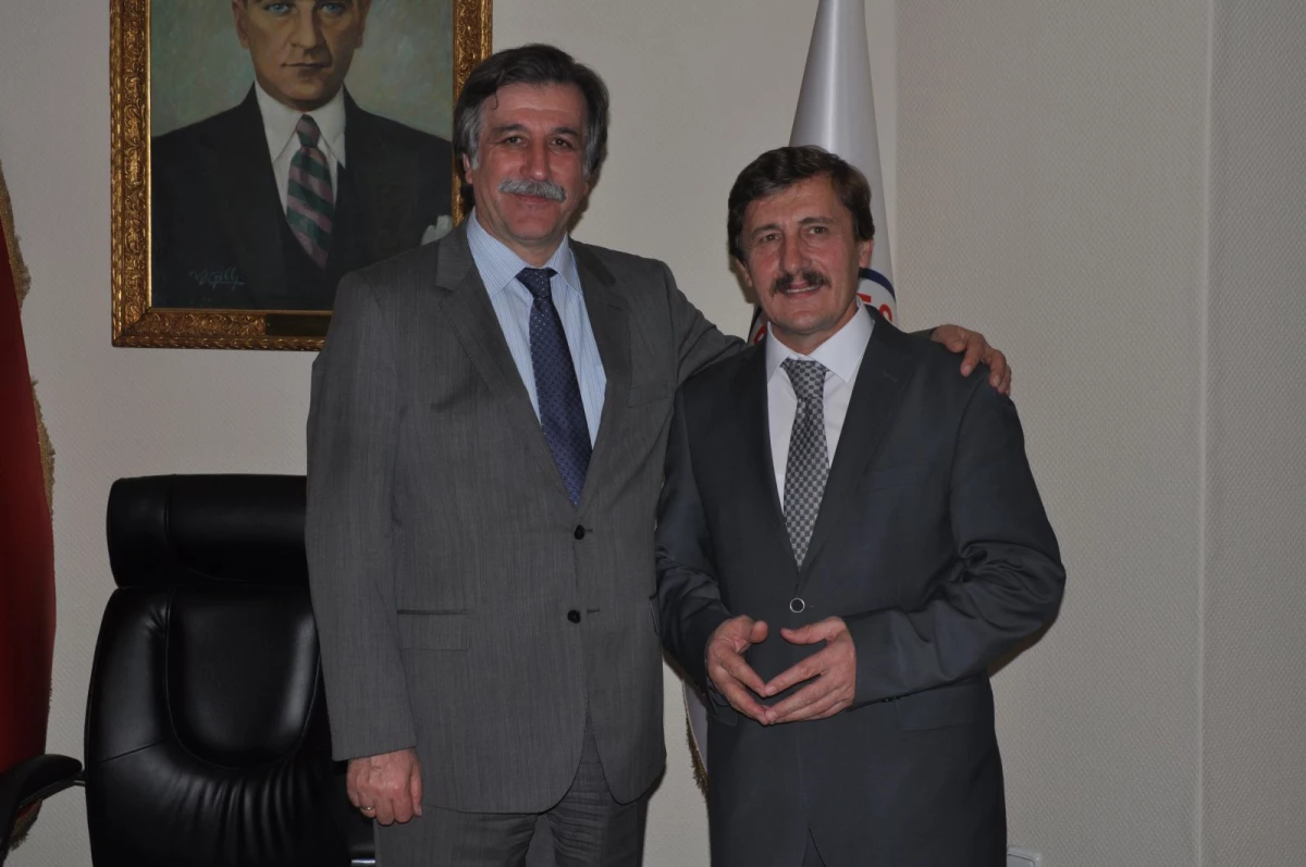 Erzincan Üniversitesi Rektörü Diyabet Sempozyumuna Katıldı