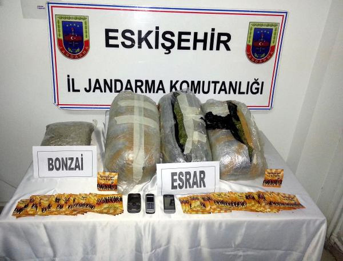 Eskişehir\'de 36 Kilo Esrar Ele Geçirildi (2)