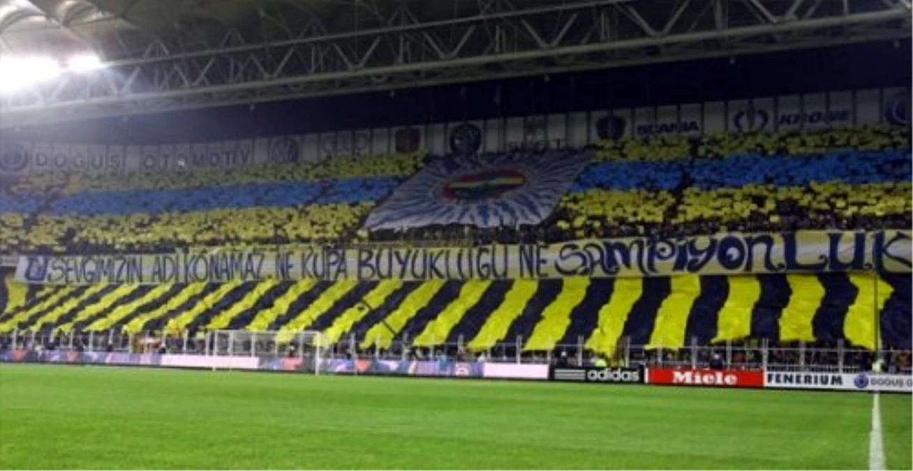 Fenerbahçe Taraftarı Galatasaray Derbisine Hazırlanıyor