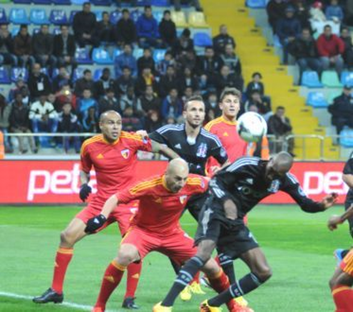 Futbol: Spor Toto Süper Lig