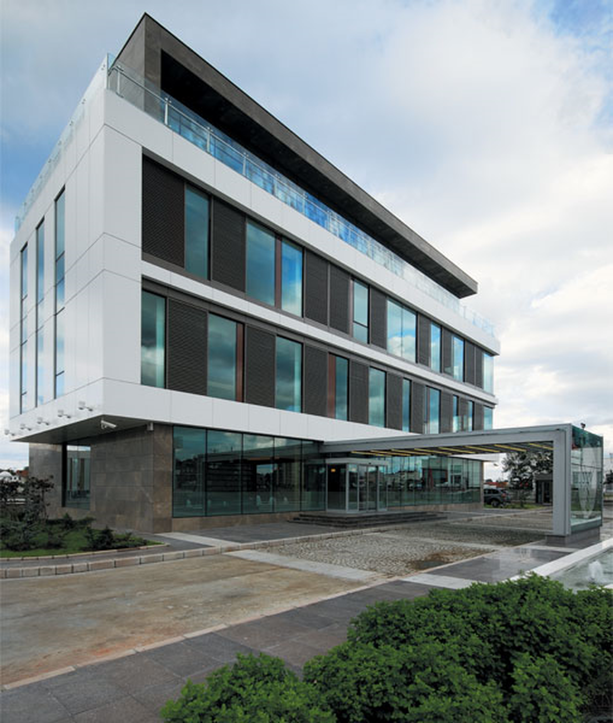 İstanbul\'da Ofis Kiraları Ucuzladı