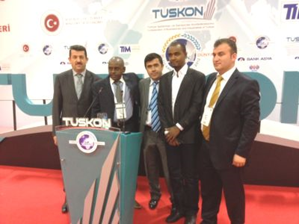 İstanbullu İş Adamları, Türkiye – Dünya Ticaret Köprüsü\'nde