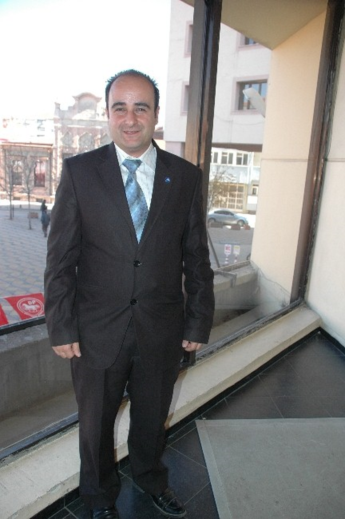 Ldp İl Başkanı Önder Artan\'dan 10 Kasım Mesajı