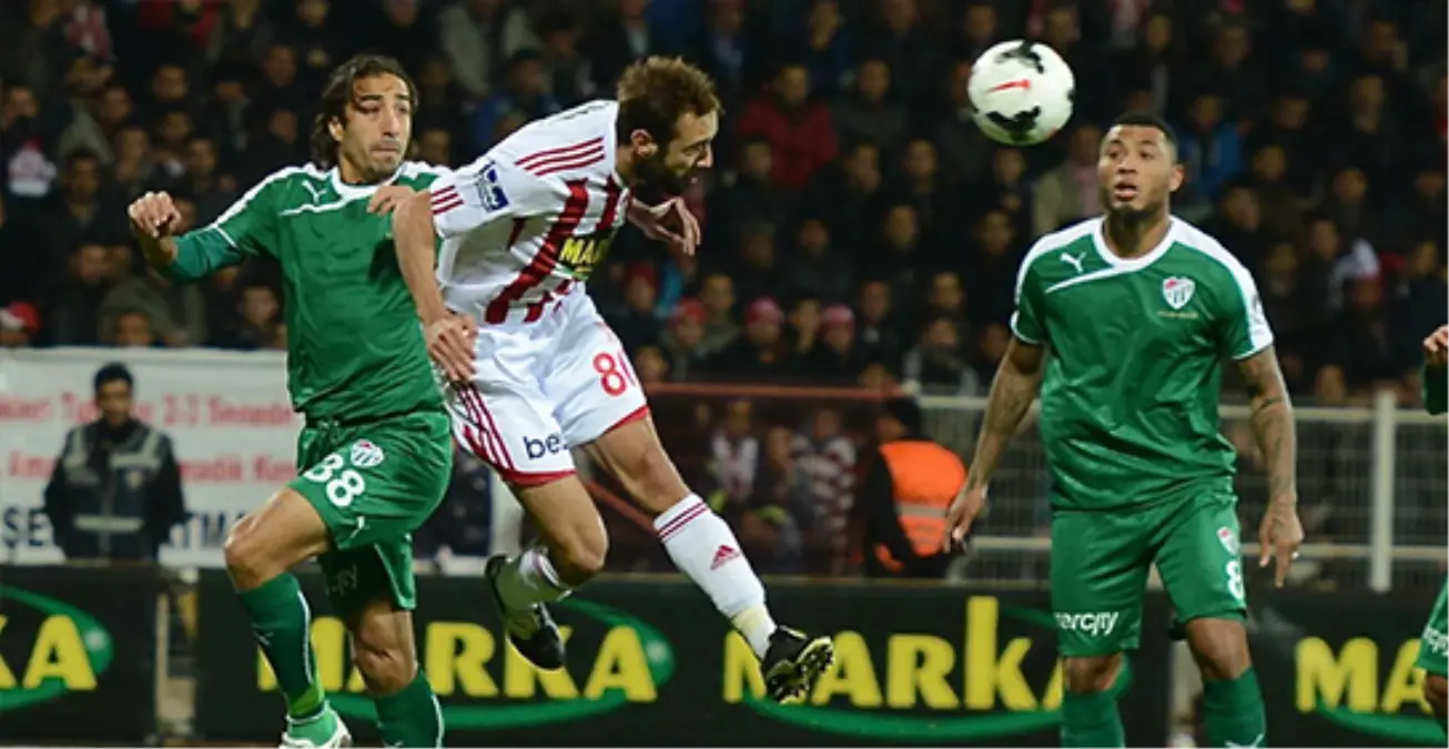 Sivasspor, Bursaspor\'u 2-1 Yendi